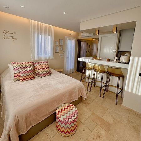 Studio Climatise, Terrasse, Parking Prive, 50M De La Plage Сен-Тропе Экстерьер фото