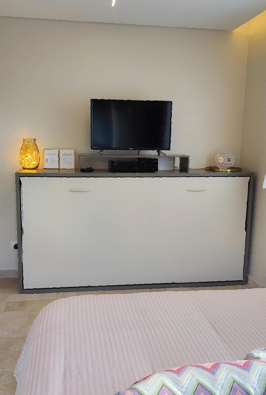 Studio Climatise, Terrasse, Parking Prive, 50M De La Plage Сен-Тропе Экстерьер фото