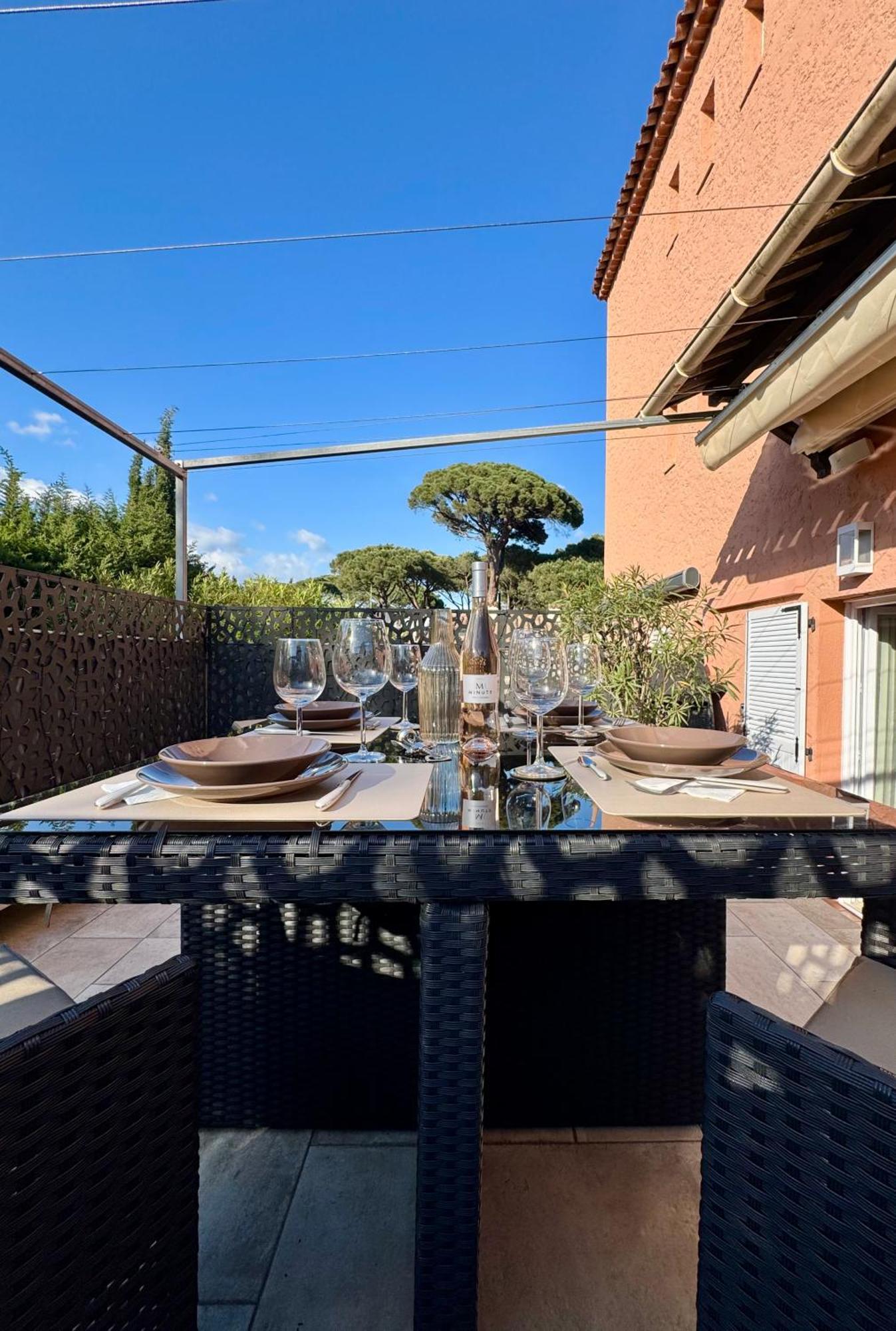 Studio Climatise, Terrasse, Parking Prive, 50M De La Plage Сен-Тропе Экстерьер фото